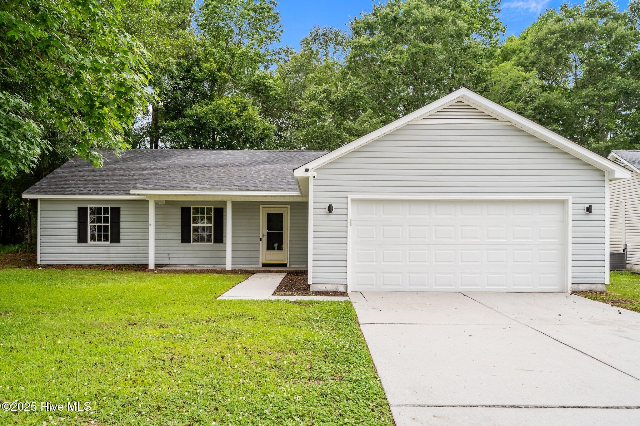 207 Winter Road Jacksonville, NC 28540 - Photo 2 of 45 Front of the House