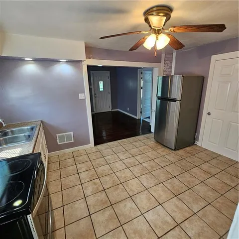 $130,000 | 2008 Garfield Avenue, Lexington, MO 64067