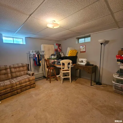 $230,000 | 1011 Blueberry Hill Avenue, Mount Vernon, IL 62864