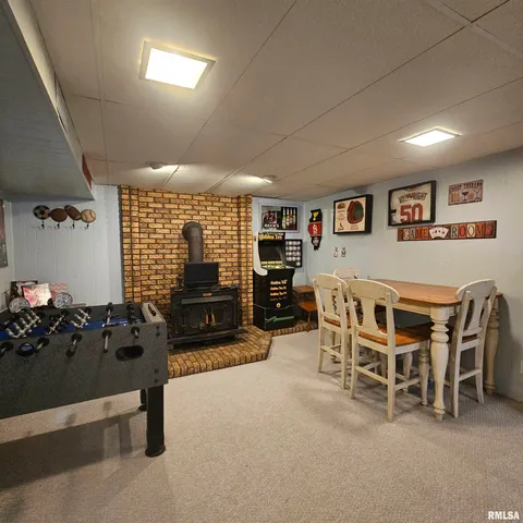 $230,000 | 1011 Blueberry Hill Avenue, Mount Vernon, IL 62864