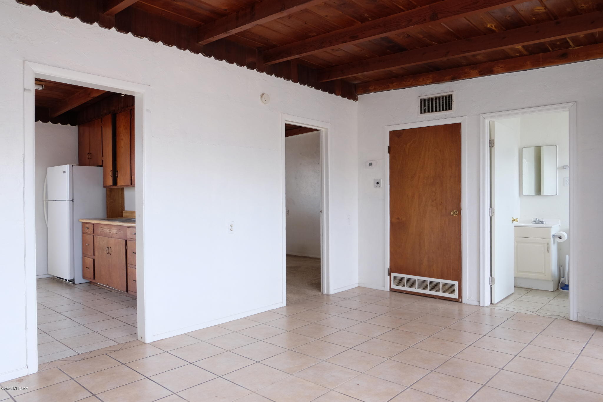 3425 East Lind Road Tucson, AZ 85716 - Photo 10 of 26