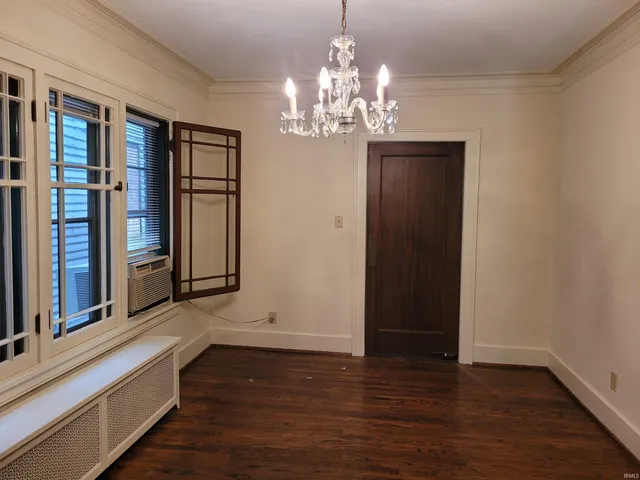 $1,600 | 1223 West Wayne Street, Fort Wayne, IN 46802