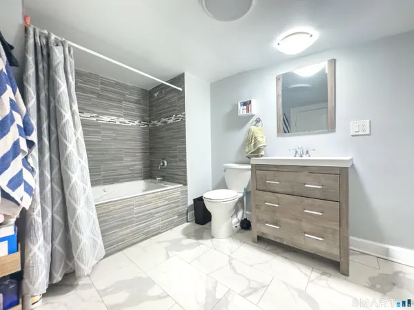 a view of a bedroom