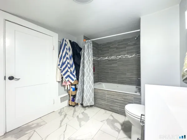 a view of an entryway