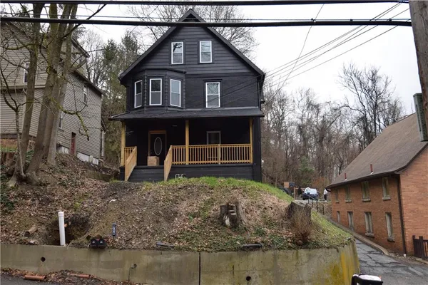 $250,000 | 910 Main Street, Aliquippa, PA 15001