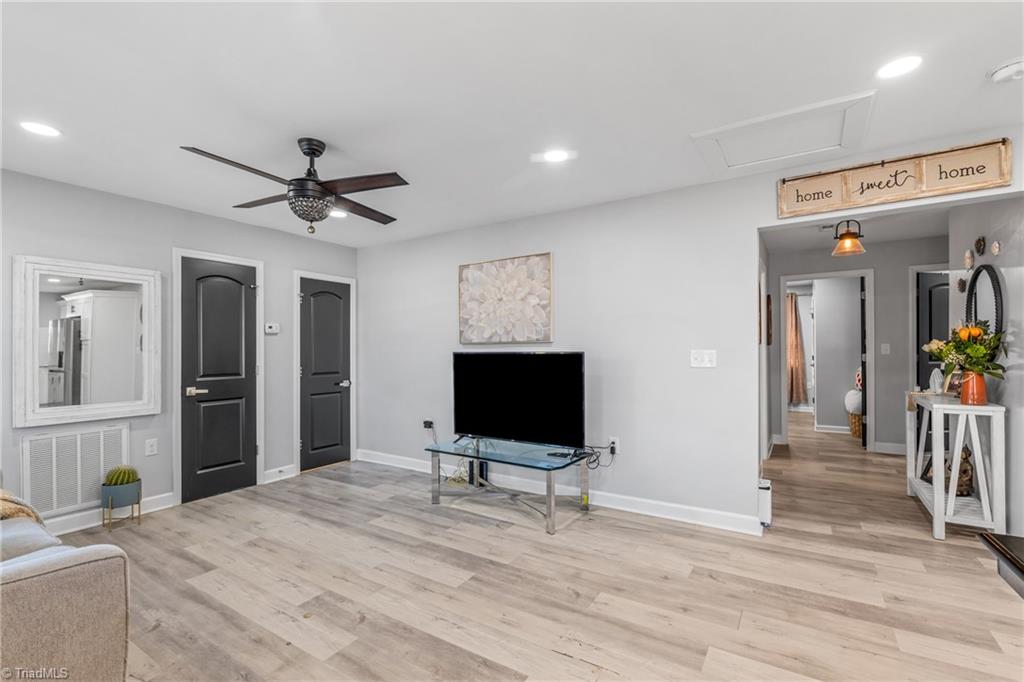 5988 Weant Road High Point, NC 27263 - Photo 11 of 32