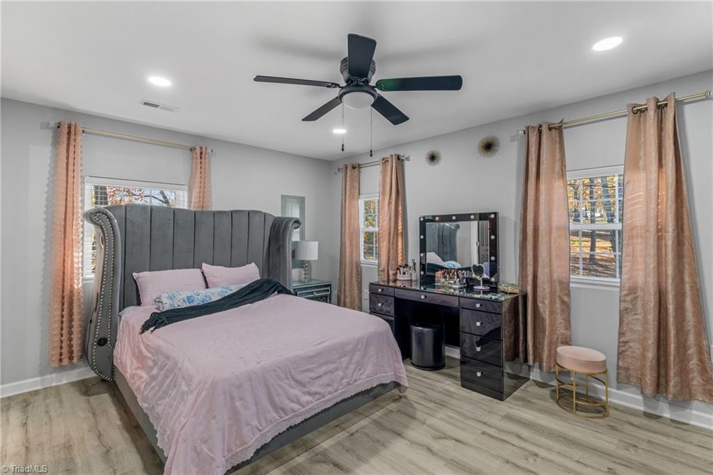 5988 Weant Road High Point, NC 27263 - Photo 20 of 32