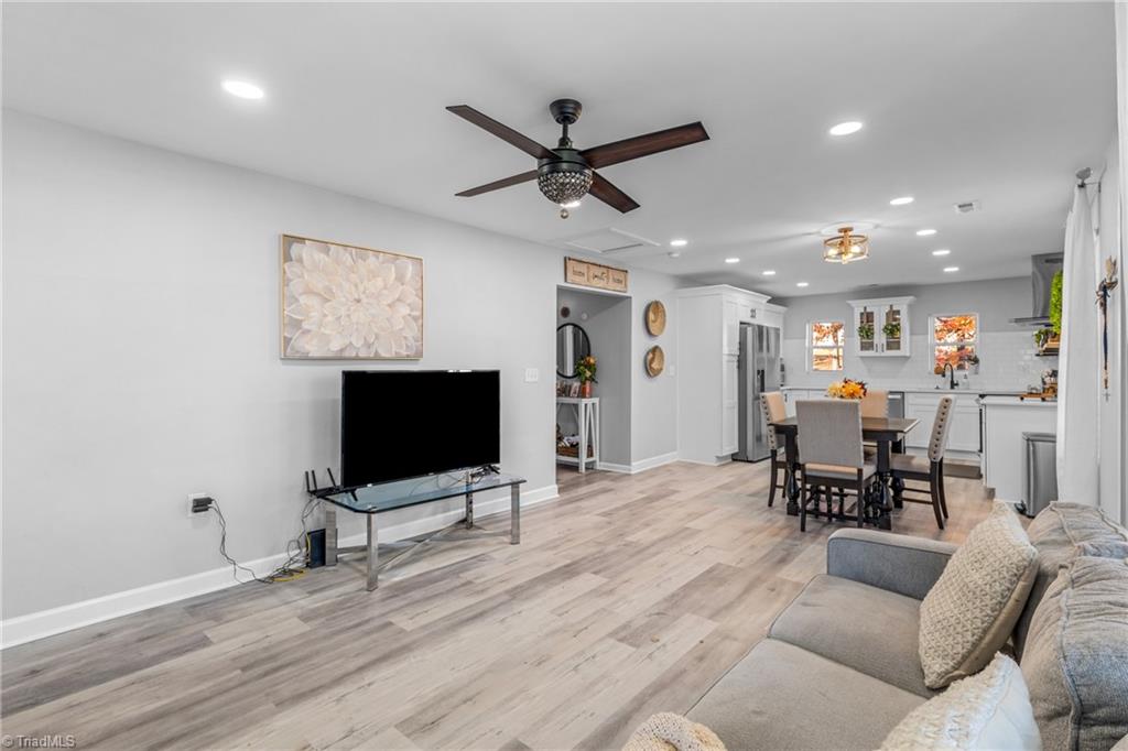 5988 Weant Road High Point, NC 27263 - Photo 10 of 32