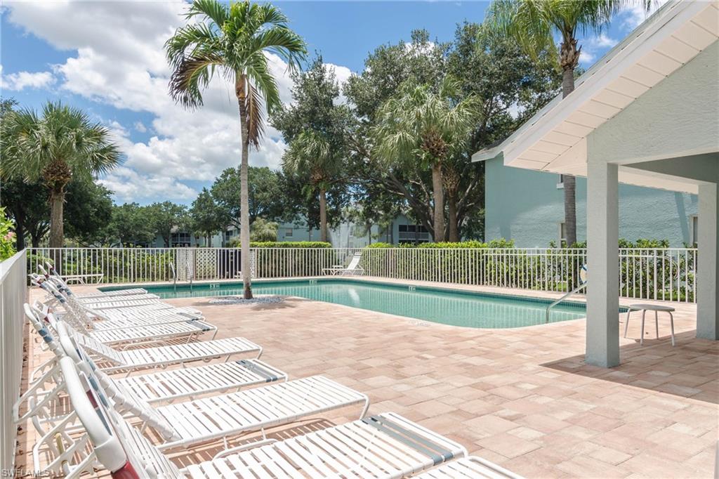 149 Wading Bird Circle, Unit I205 Naples, FL 34110 - Photo 21 of 27