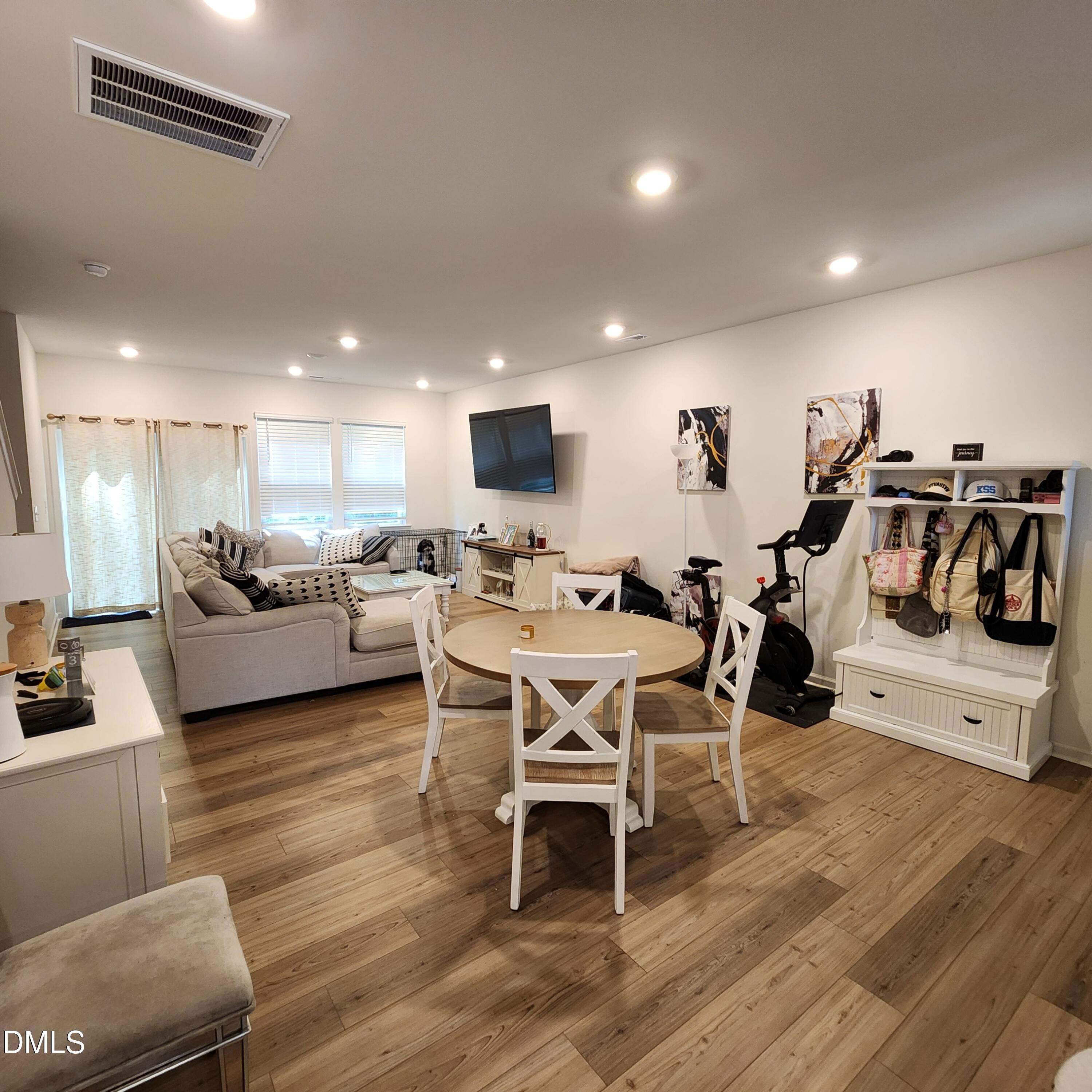 3002 Spline Circle Raleigh, NC 27610 - Photo 8 of 22
