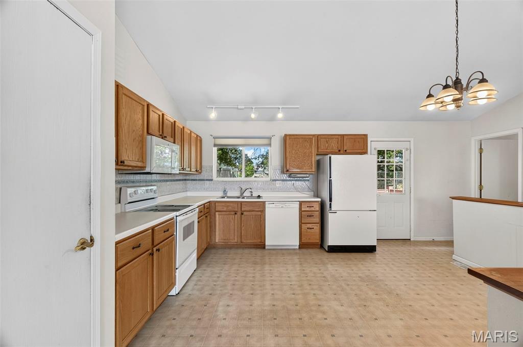 7 Red Cedar Parc Court O'Fallon, MO 63368 - Photo 7 of 39