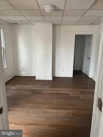 $1,500 | 327 East Pine Street, Millville, NJ 08332