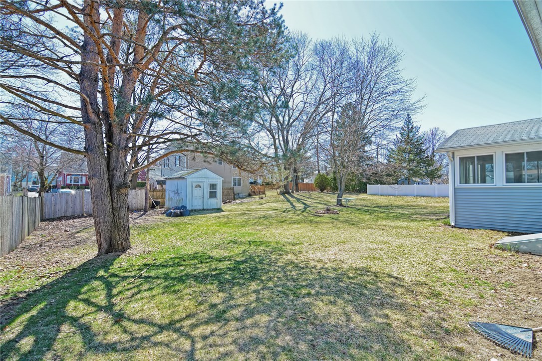 103 Nancy Court Woonsocket, RI 02895 - Photo 35 of 39 Gallery Image 35