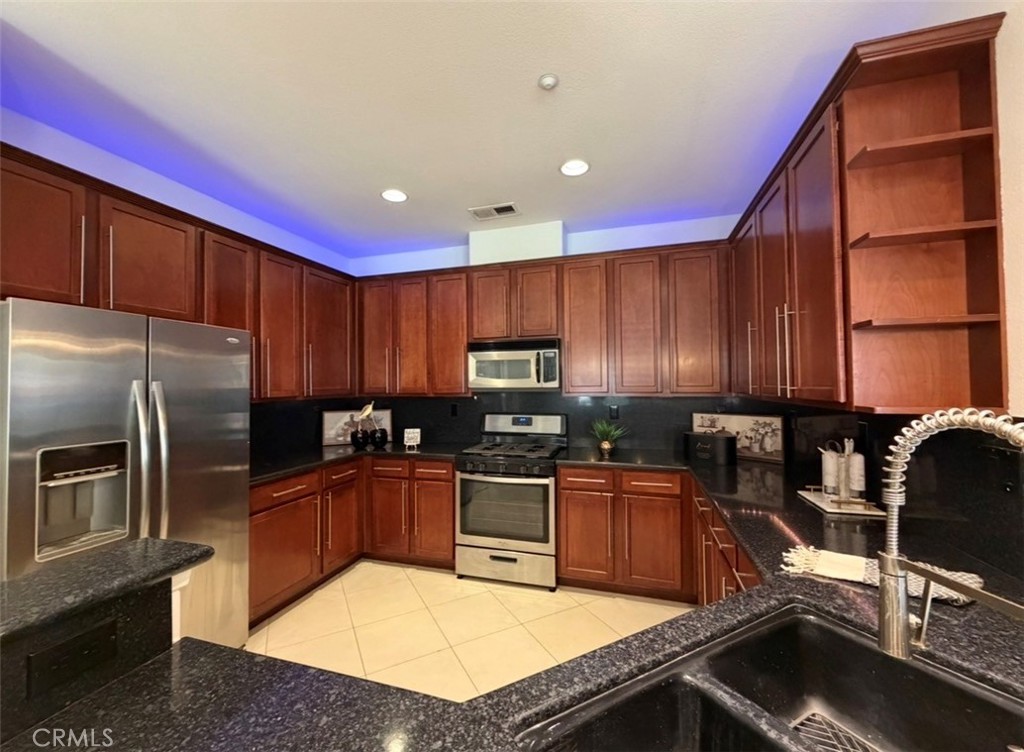 7331 Shelby Place, Unit 102 Rancho Cucamonga, CA 91739 - Photo 11 of 54
