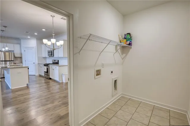 a view of utility room