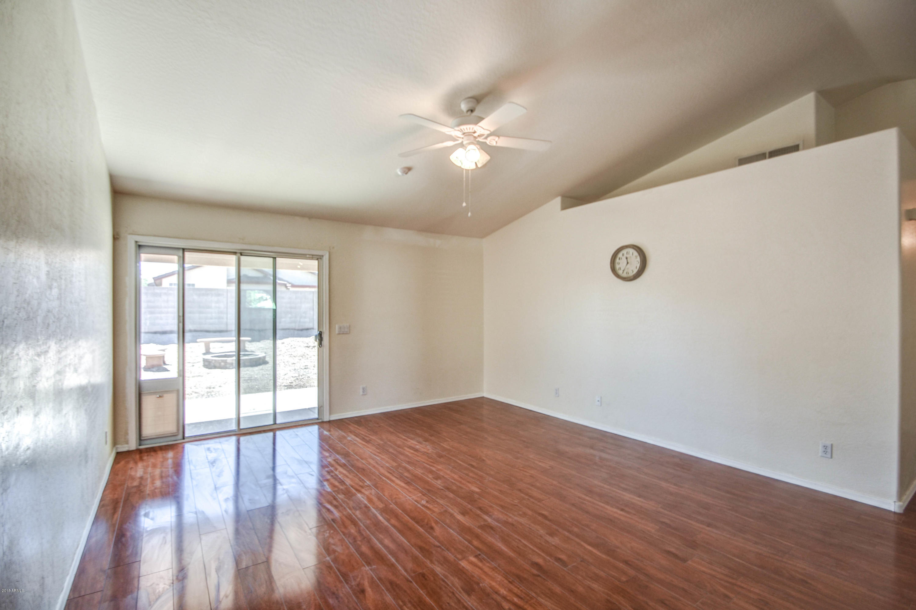 2729 West Pecan Road Phoenix, AZ 85041 - Photo 12 of 37 GREAT ROOM