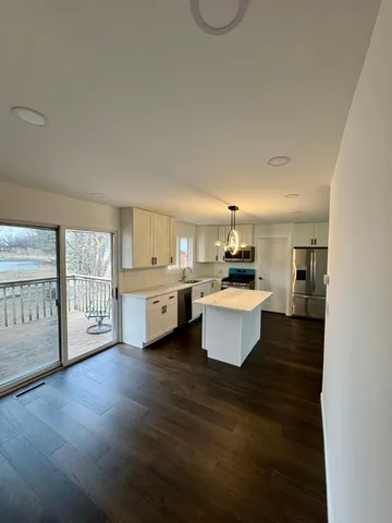 $600,000 | 10920 Oak Knoll Terrace North, Hopkins, MN 55305