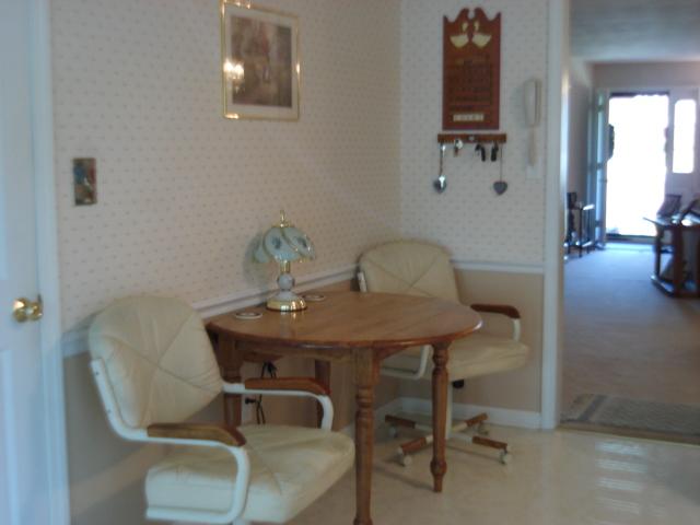 5869 Buckland Mill Road Roanoke, VA 24019 - Photo 10 of 22 kitchen