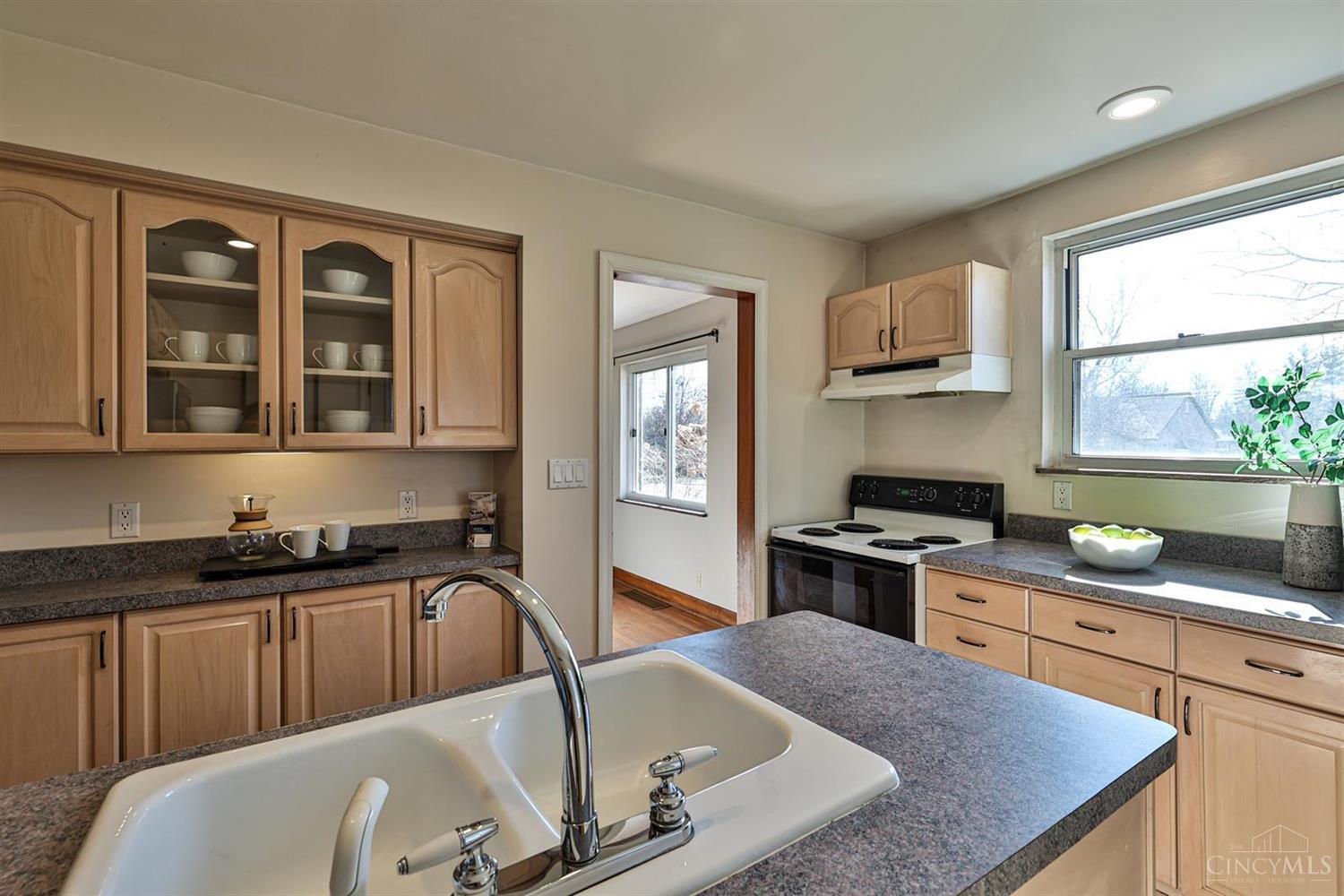 6340 Euclid Road Cincinnati, OH 45236 - Photo 34 of 39 Gallery Image 34