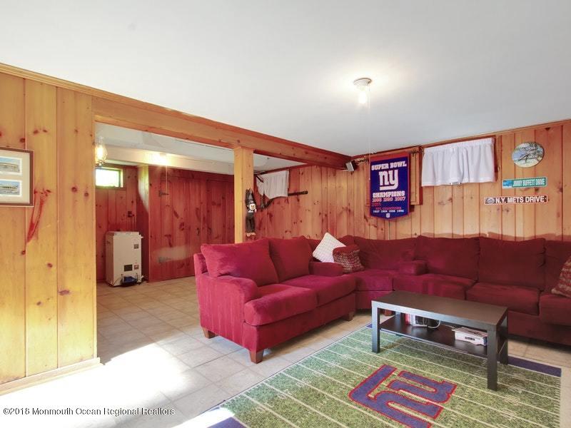 33 Heyers Mill Road Colts Neck, NJ 07722 - Photo 20 of 30 024-291860-IMG_6699_7031395