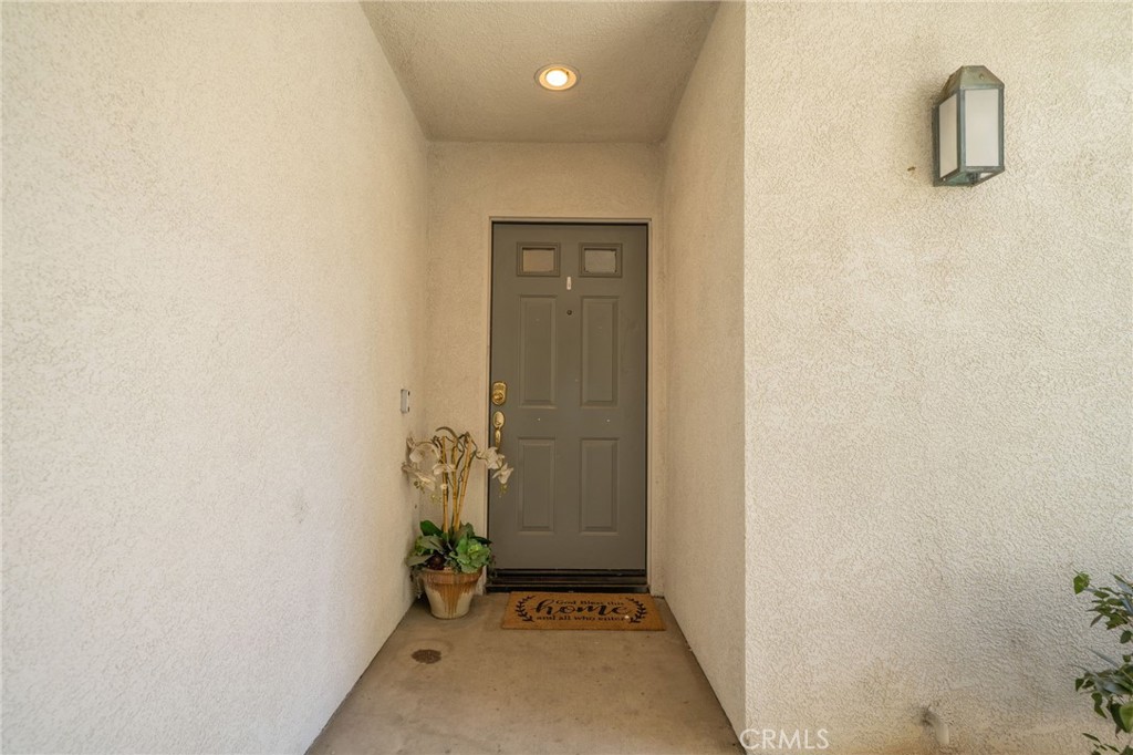 3707 Calle Curacso Riverside, CA 92503 - Photo 8 of 43