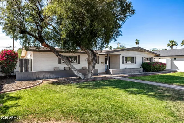 $874,000 | 3126 North 42nd Street, Phoenix, AZ 85018