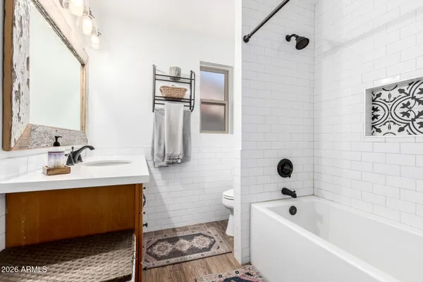 $874,000 | 3126 North 42nd Street, Phoenix, AZ 85018