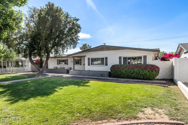 $874,000 | 3126 North 42nd Street, Phoenix, AZ 85018