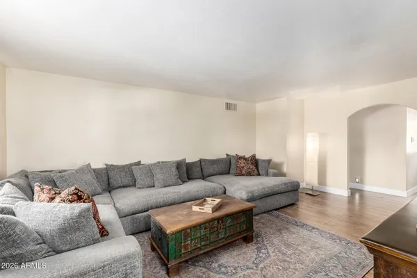 $874,000 | 3126 North 42nd Street, Phoenix, AZ 85018