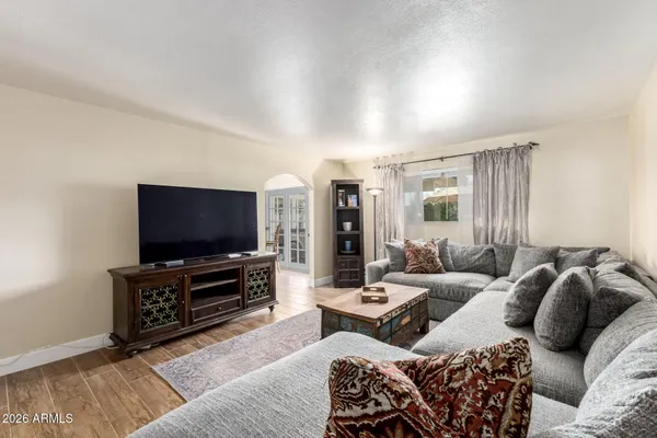 $874,000 | 3126 North 42nd Street, Phoenix, AZ 85018