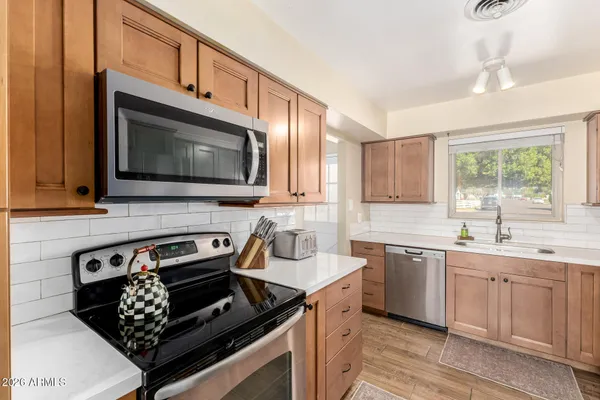 $874,000 | 3126 North 42nd Street, Phoenix, AZ 85018