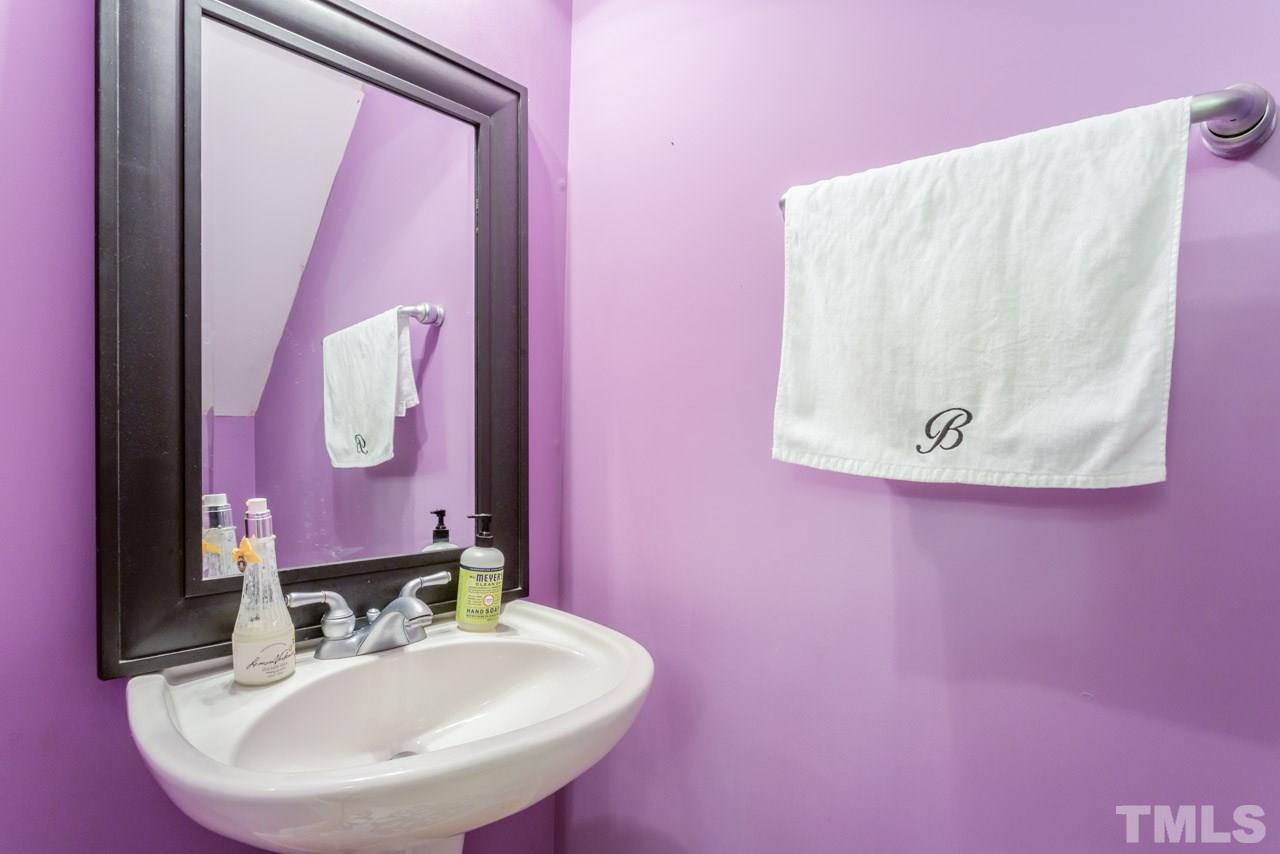 2247 Bellaire Avenue Raleigh, NC 27608 - Photo 6 of 23