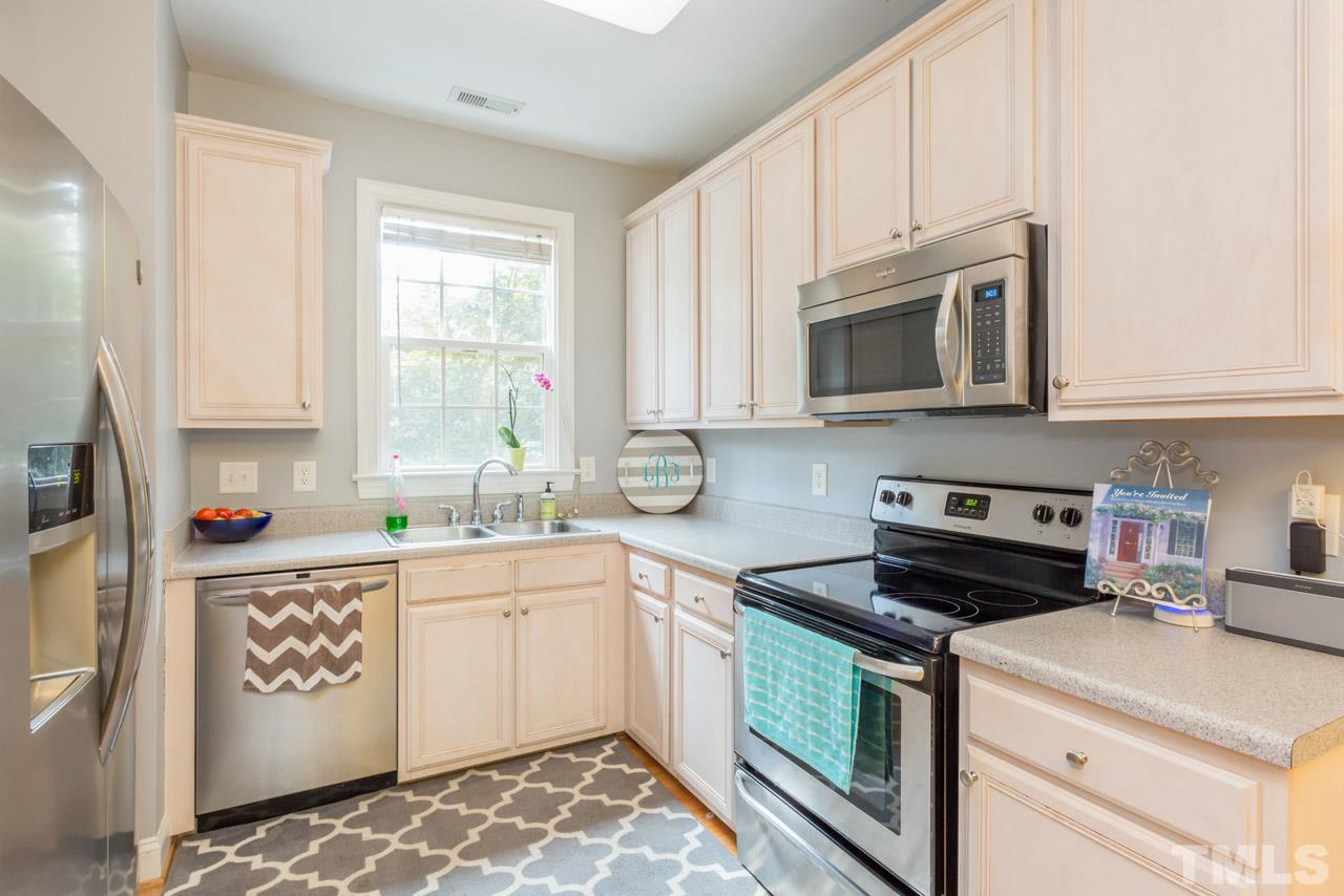 2247 Bellaire Avenue Raleigh, NC 27608 - Photo 10 of 23