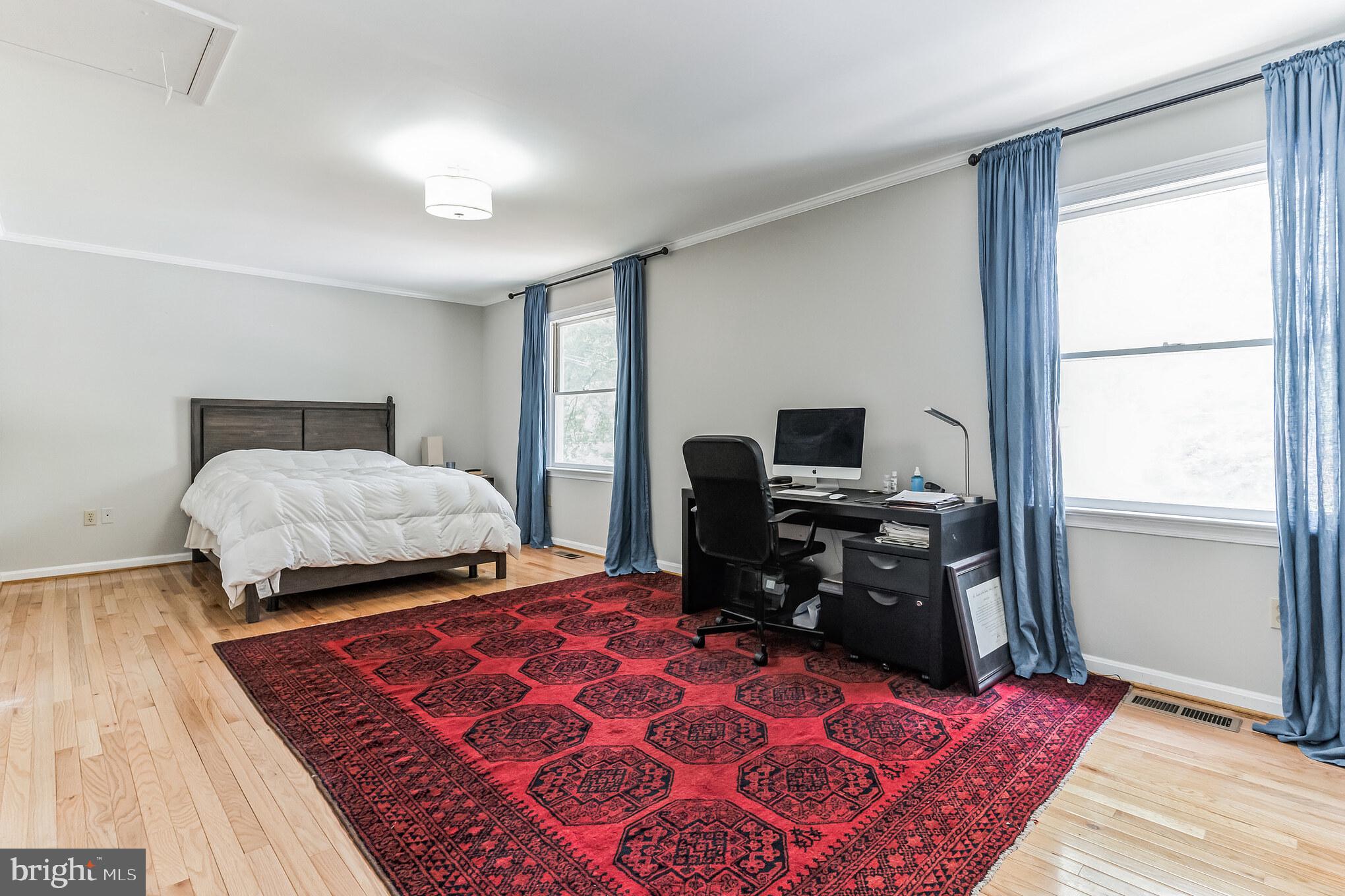 9329 Harvey Road Silver Spring, MD 20910 - Photo 16 of 40