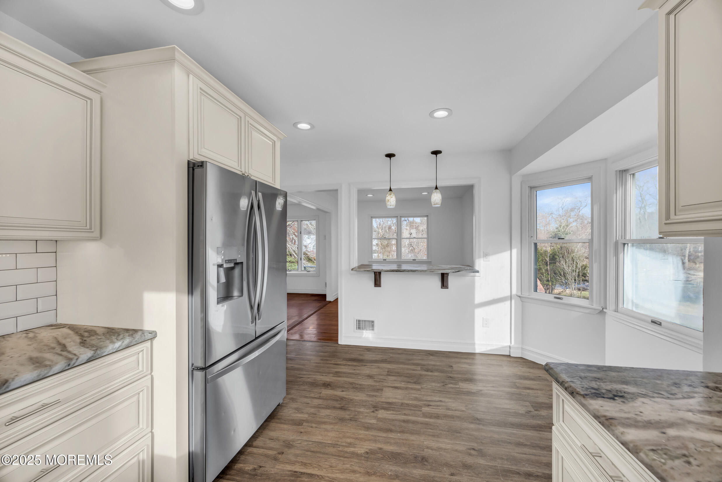 107 Old Bridge Drive Howell, NJ 07731 - Photo 11 of 26 5 (7)