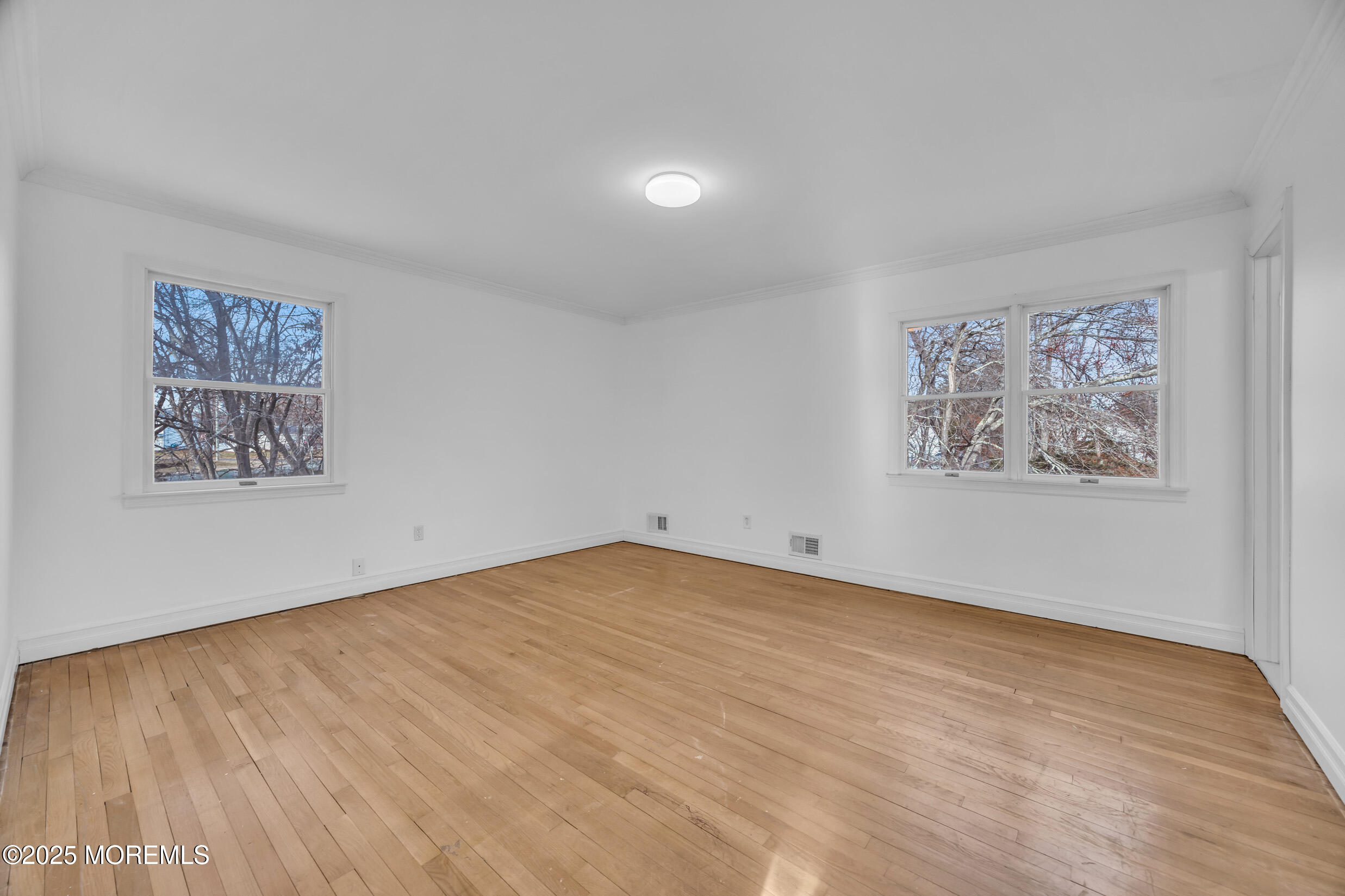 107 Old Bridge Drive Howell, NJ 07731 - Photo 15 of 26 5 (11)