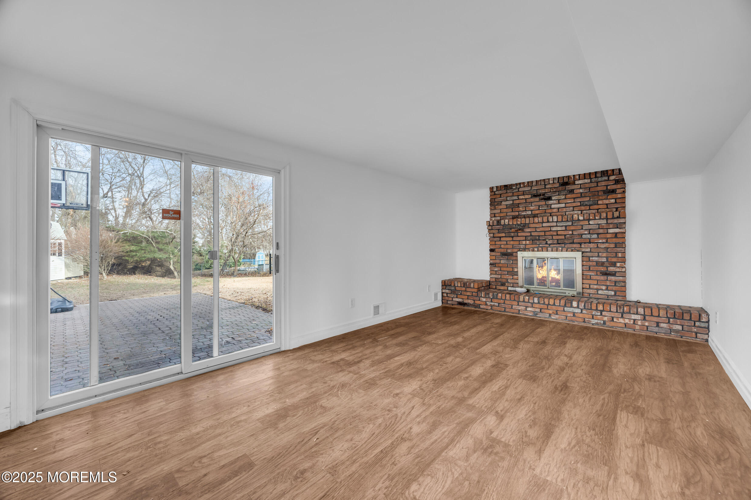 107 Old Bridge Drive Howell, NJ 07731 - Photo 21 of 26 5 (17)