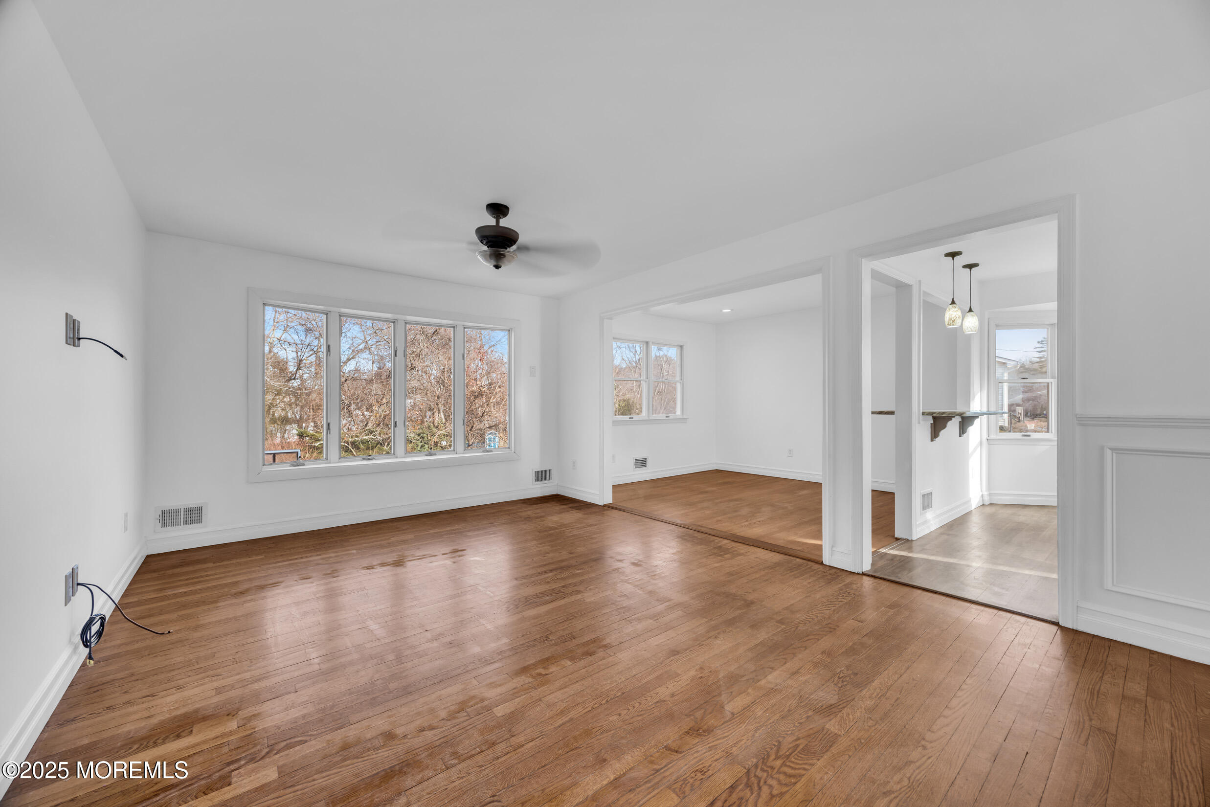 107 Old Bridge Drive Howell, NJ 07731 - Photo 5 of 26 5 (1)