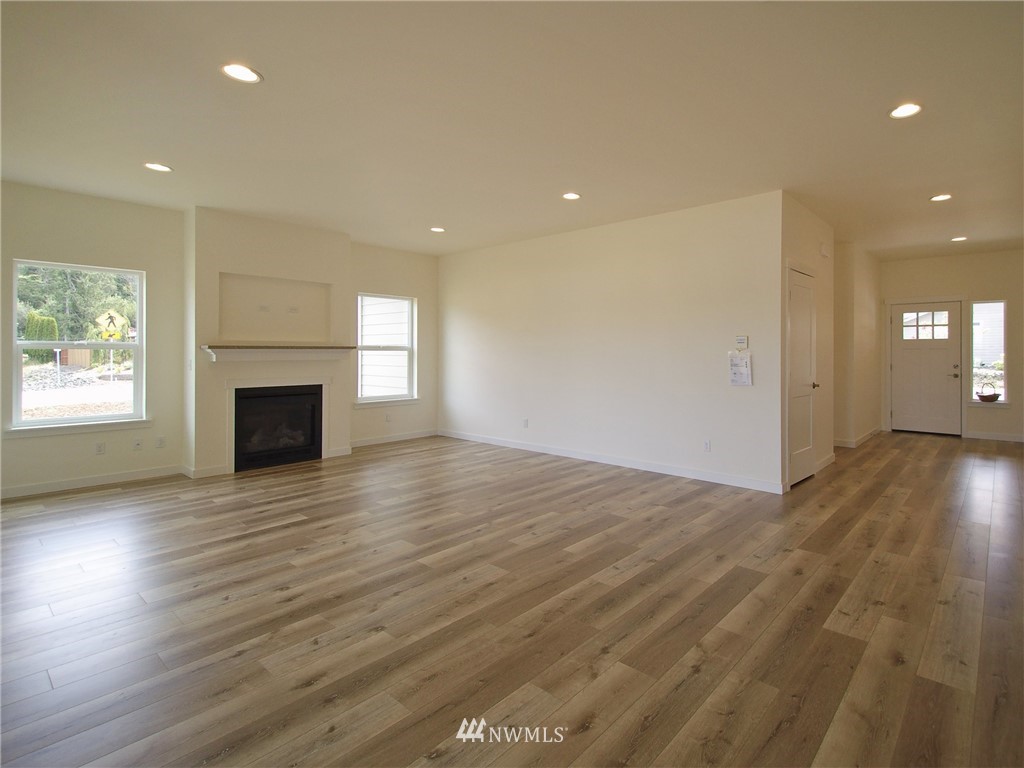 1433 Rook Drive Port Angeles, WA 98362 - Photo 6 of 25 Gallery Image 6