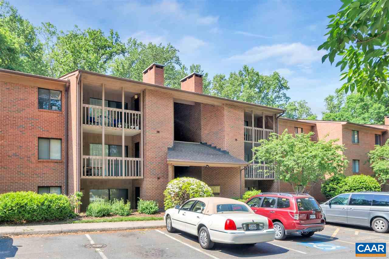 109 Turtle Creek Road, Unit 12 Charlottesville, VA 22901 - Photo 1 of 14 Gallery Image 1