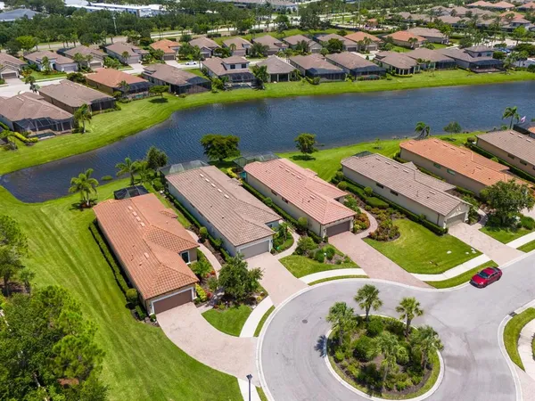 $549,000 | 8700 Trattoria Terrace, Sarasota, FL 34249