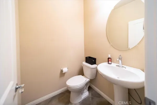 a very nice looking room with a ceiling fan