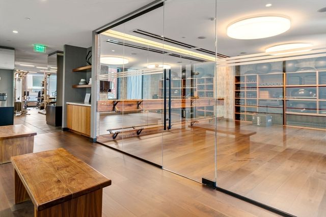 $1,005,000 | 380 Harrison Avenue, Unit 1121, Boston, MA 02118