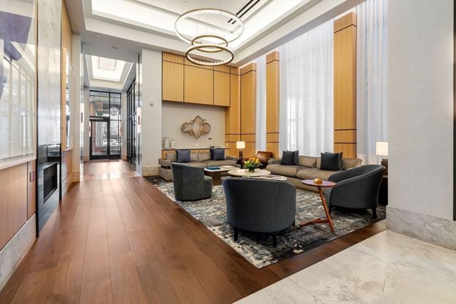 $1,005,000 | 380 Harrison Avenue, Unit 1121, Boston, MA 02118