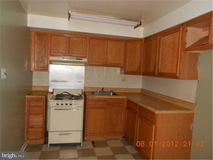 1637 Powell Road Brookhaven, PA 19015 - Photo 8 of 20 Kitchen