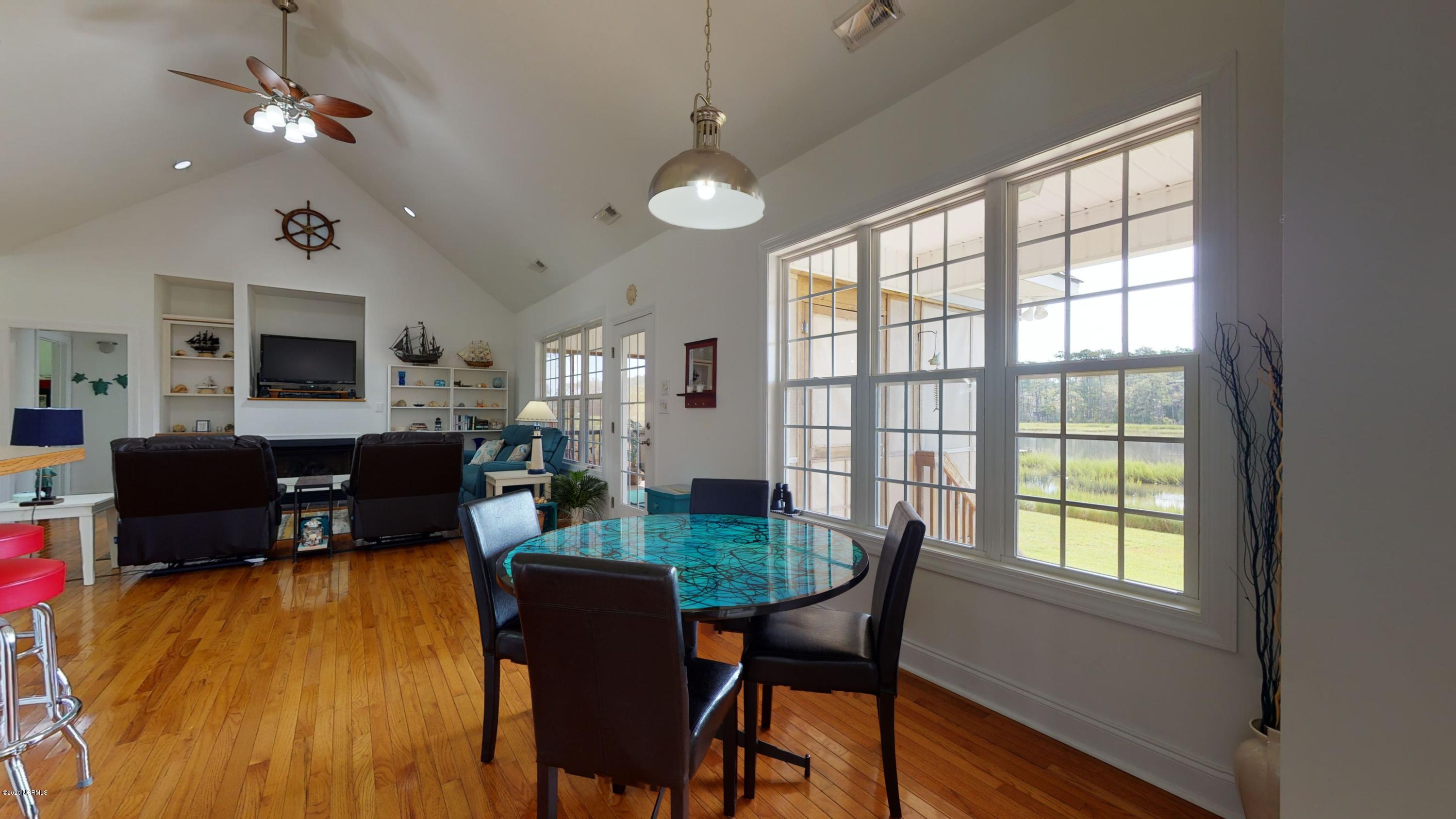 135 Heron Point Road Beaufort, NC 28516 - Photo 14 of 60 Breakfast Nook
