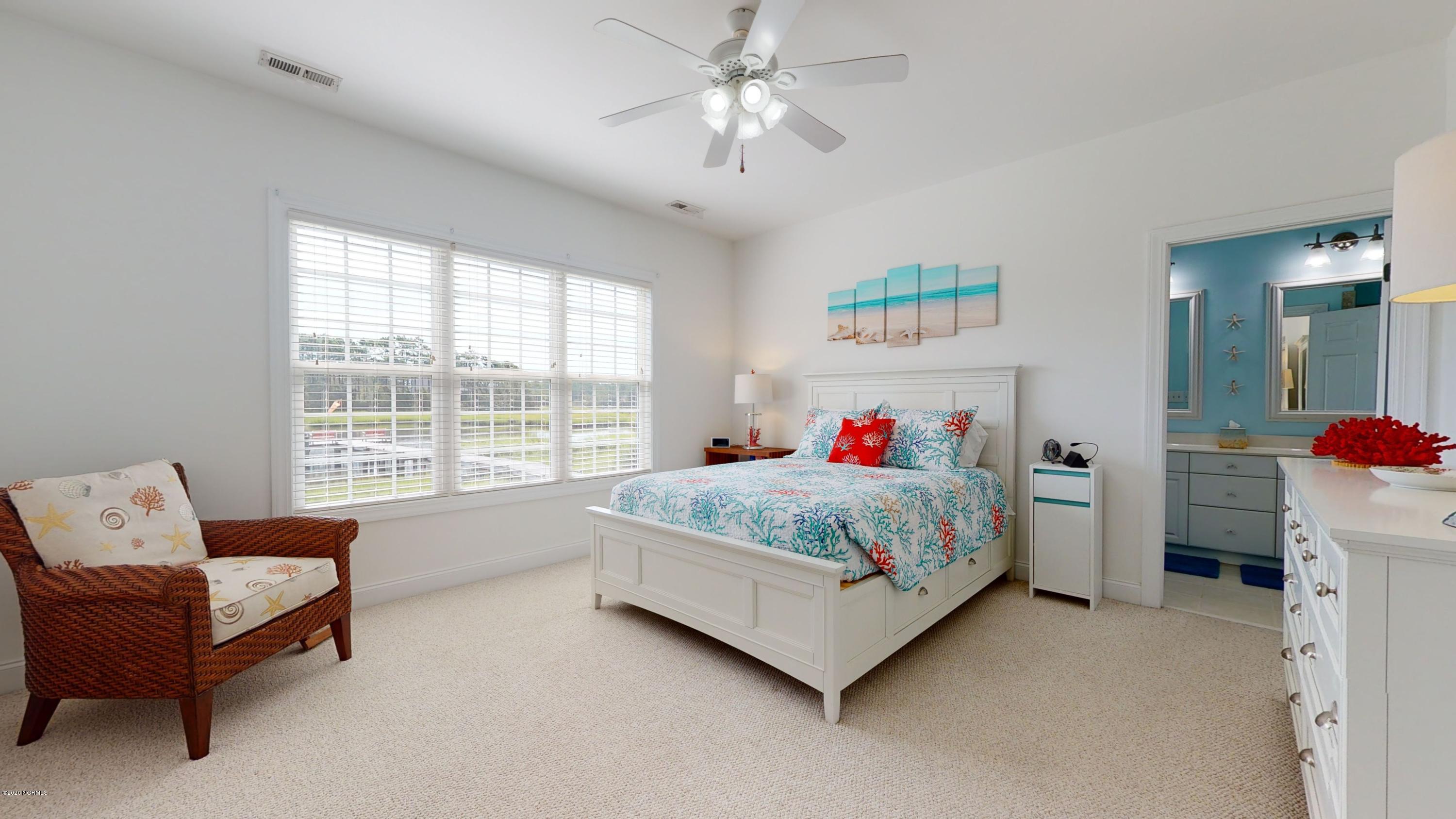 135 Heron Point Road Beaufort, NC 28516 - Photo 19 of 60 Private Principal Suite
