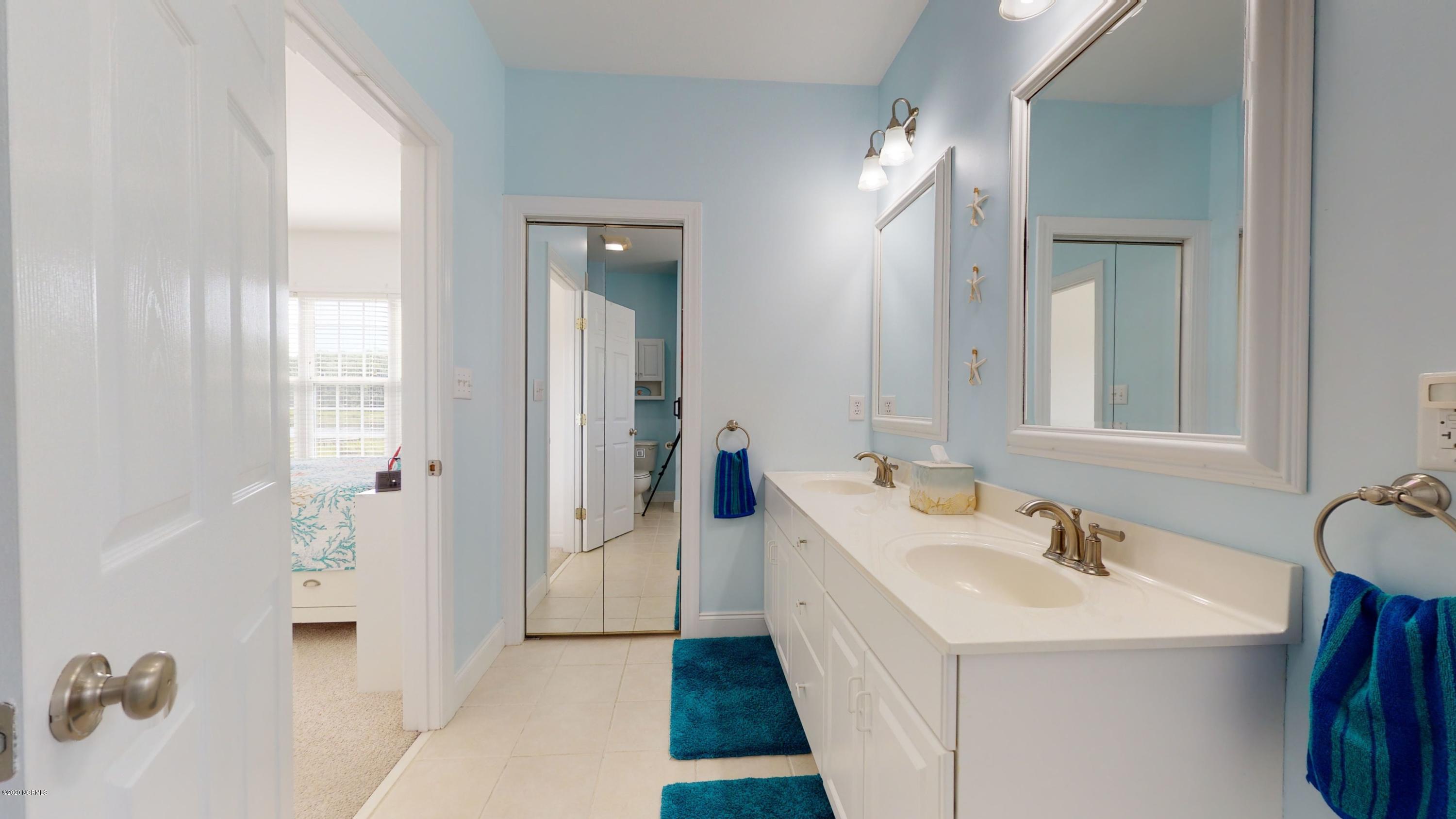 135 Heron Point Road Beaufort, NC 28516 - Photo 21 of 60 Private Principal Suite