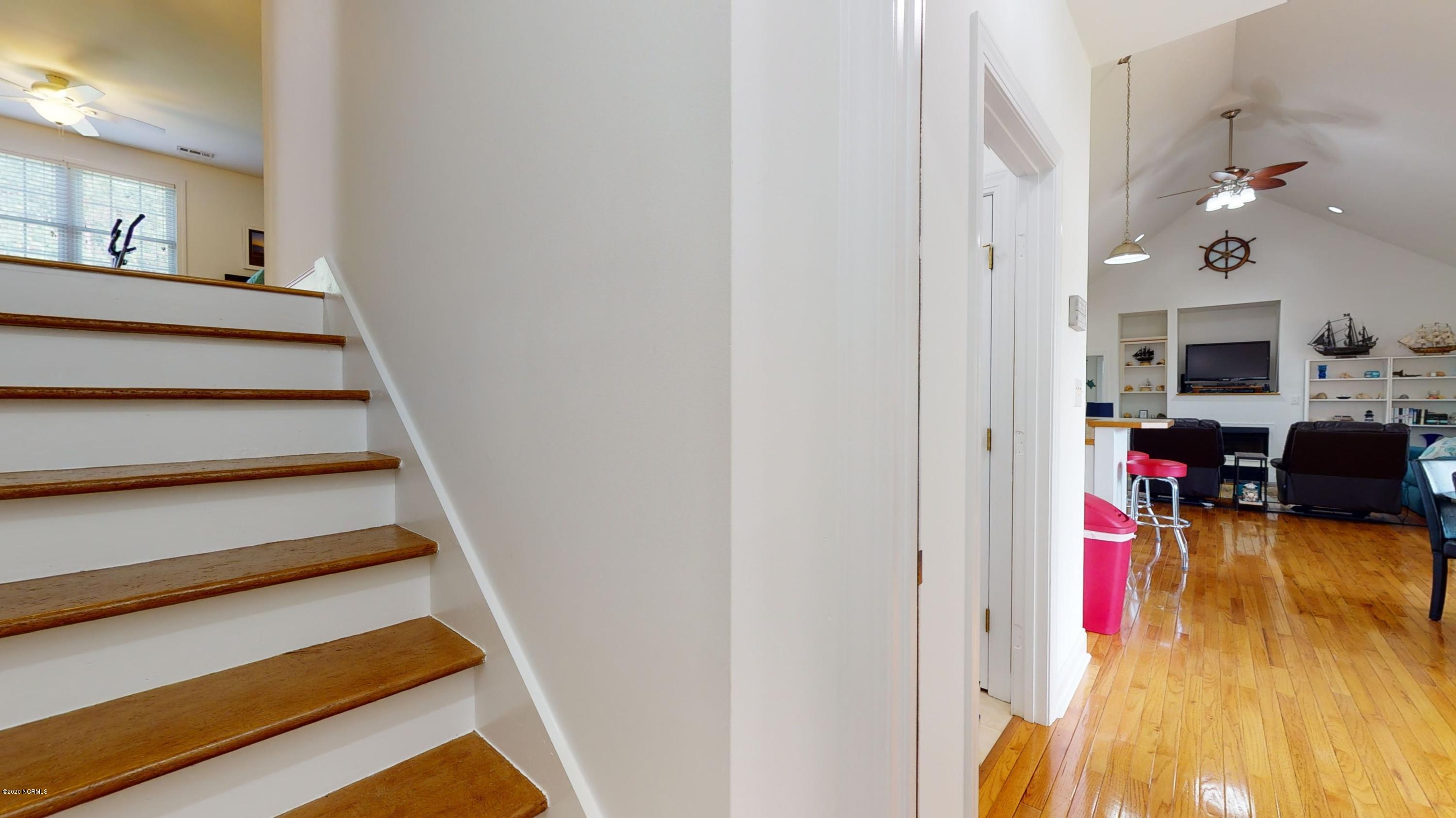 135 Heron Point Road Beaufort, NC 28516 - Photo 29 of 60 Stairs to Bonus Room