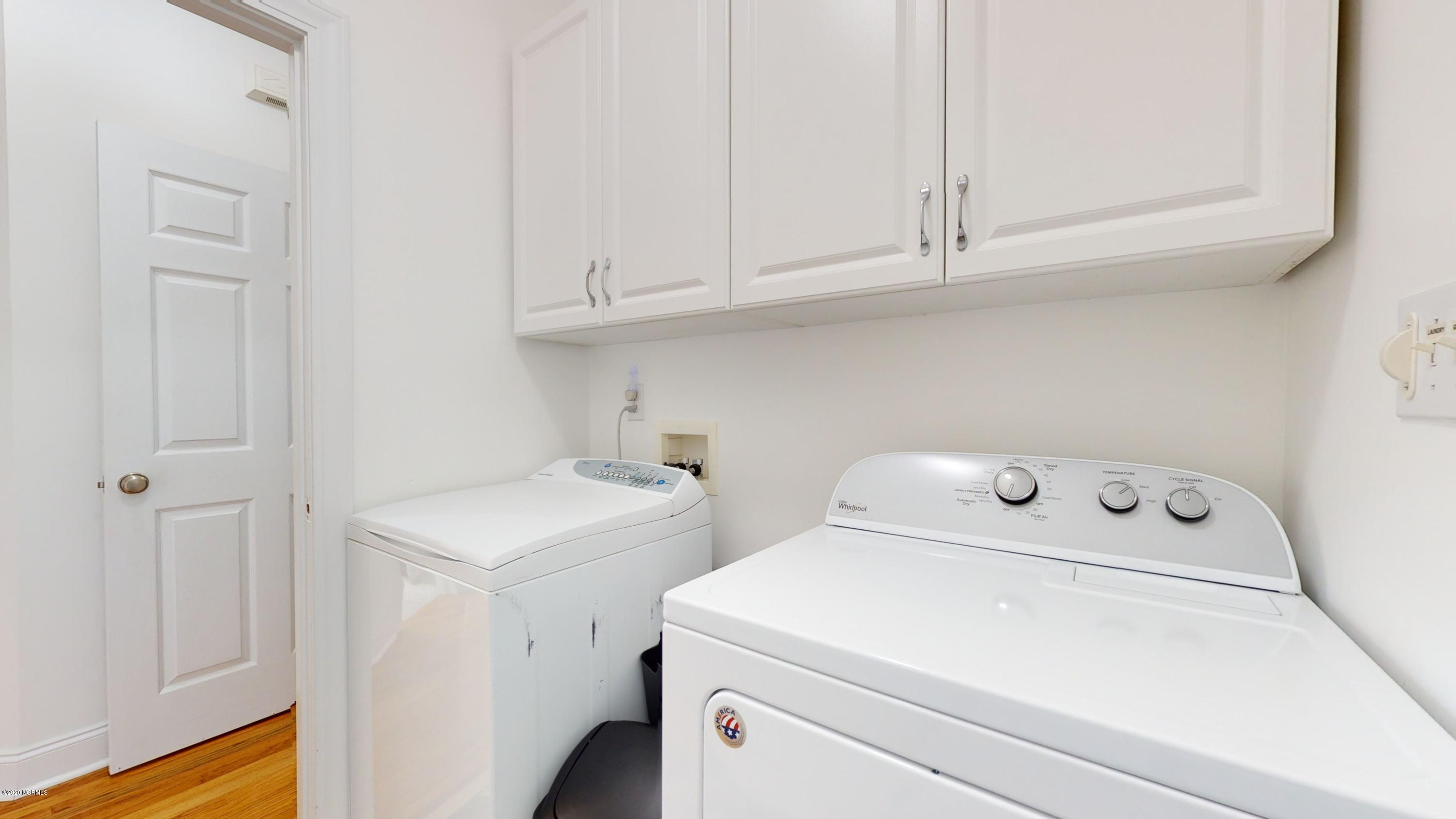 135 Heron Point Road Beaufort, NC 28516 - Photo 34 of 60 Laundry
